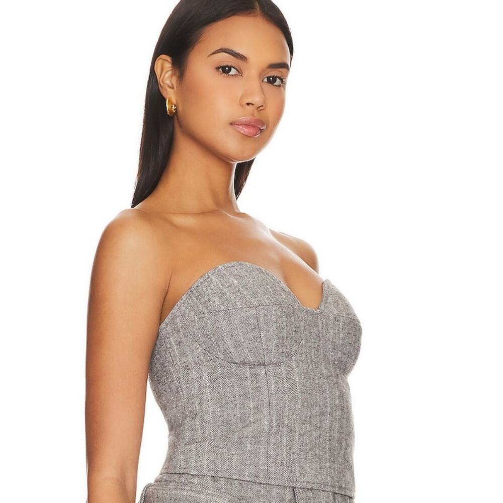 Line & Dot Paola Top in Heather Grey